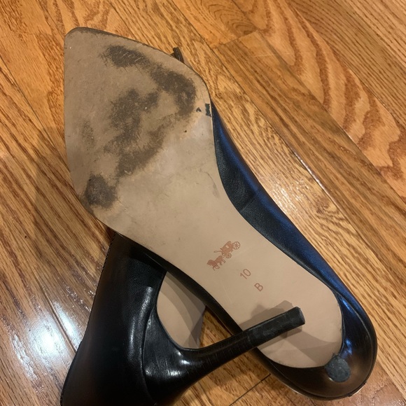 Black Coach women’s pointy heels size 10 B - Picture 4 of 4